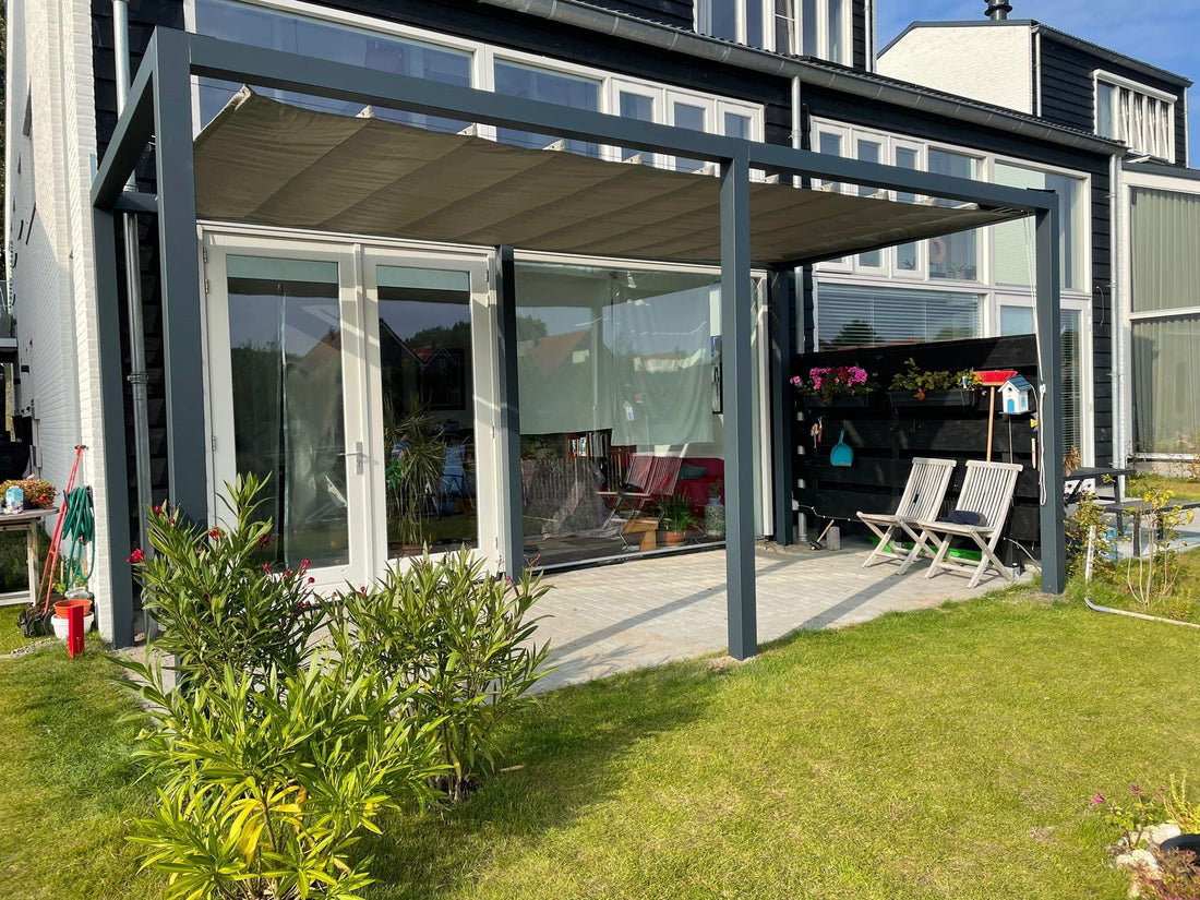 Aluminium Pergola met Harmonicadoek