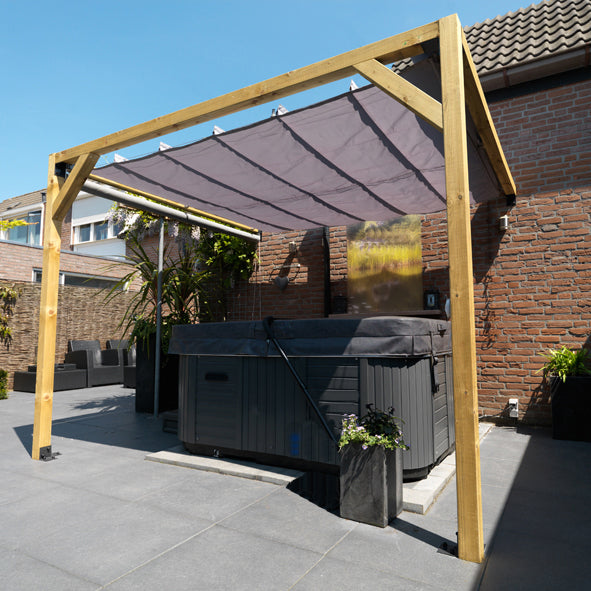 Pergola met waterdicht harmonicadoek